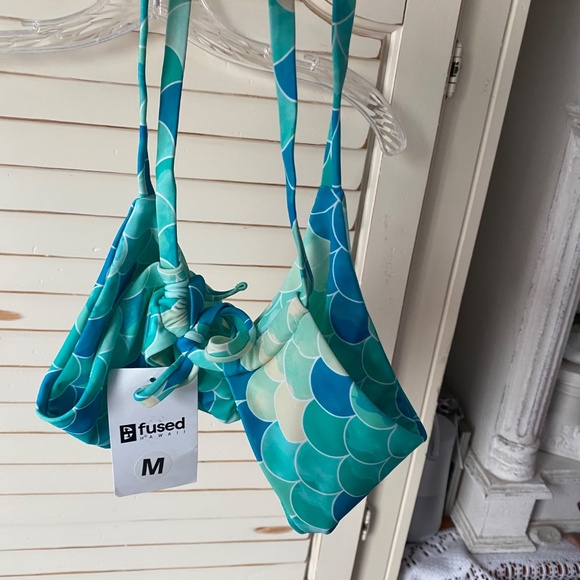 Fused Hawaii Kohanaiki bikini top Mermaid Soul - Picture 4 of 6